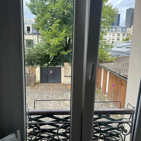 Apartment Cozy 10min From La Defense Arena